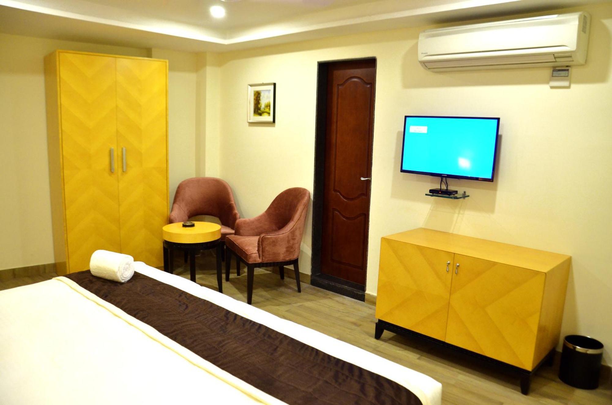 Hotel The Ved Mantra à Gwalior Extérieur photo