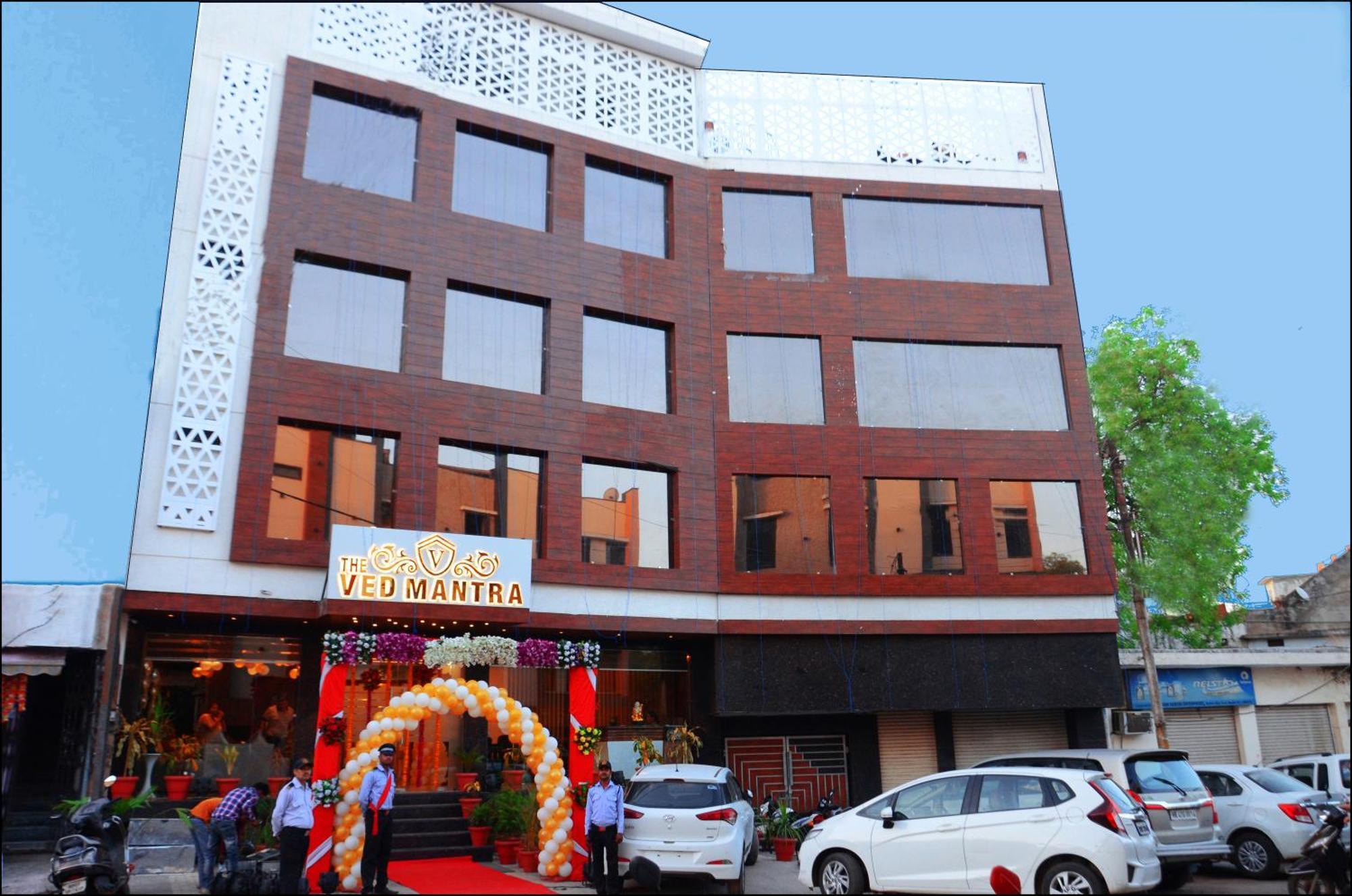Hotel The Ved Mantra à Gwalior Extérieur photo