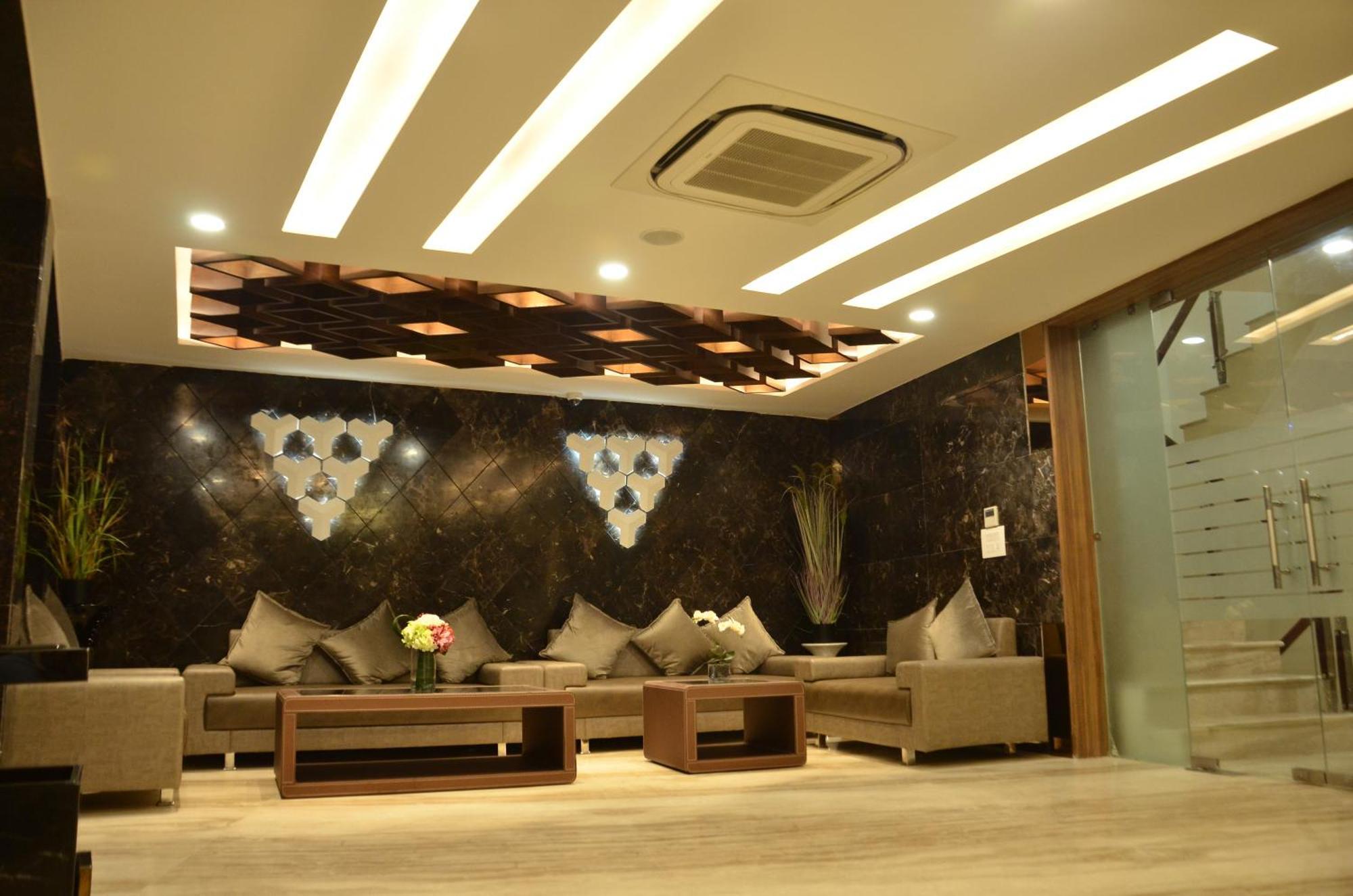 Hotel The Ved Mantra à Gwalior Extérieur photo