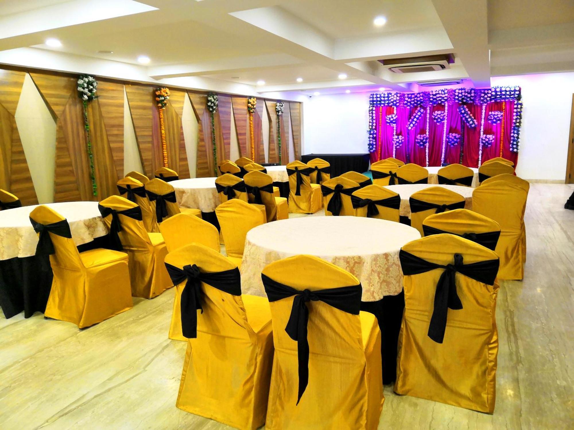 Hotel The Ved Mantra à Gwalior Extérieur photo